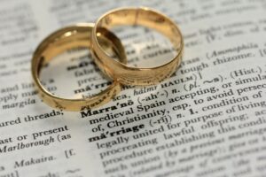 Difference between marriage and civil partnership